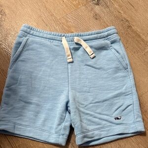 Vineyard vines boys sweat shorts size 5